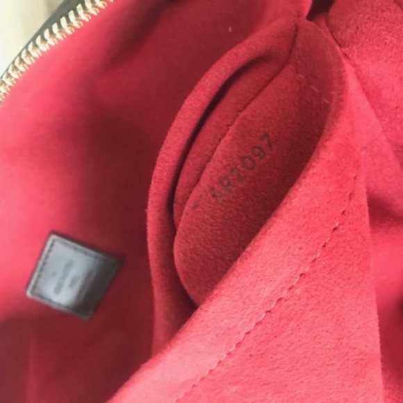 LIKE NEW AUTHENTIC Louis Vuitton Damier Trevi PM - Picture 5 of 8